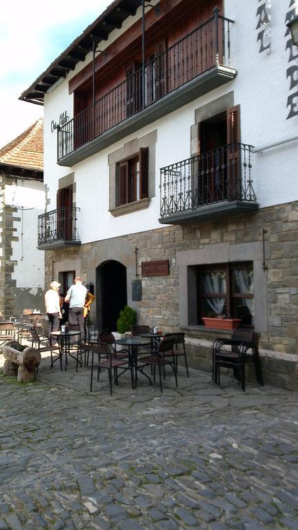 Hostal Orialde Ochagavía Buitenkant foto